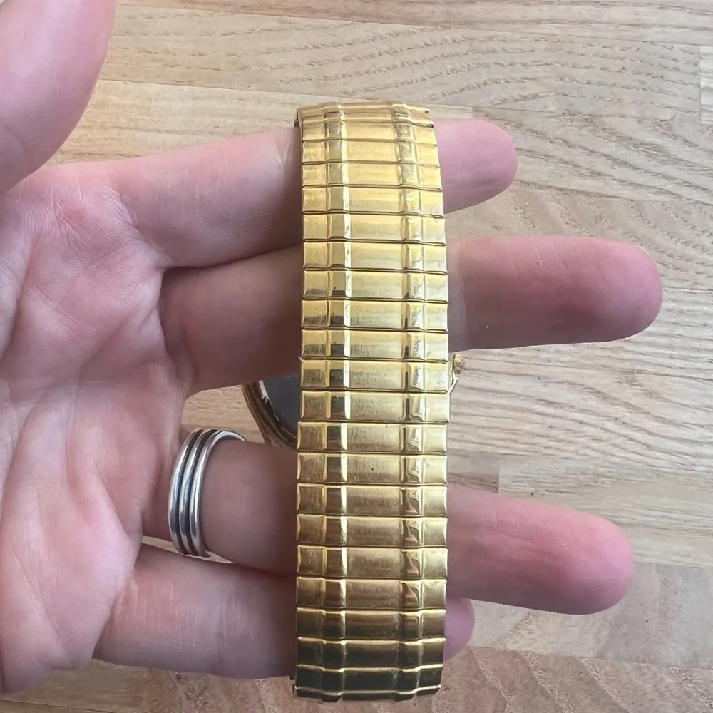 Hamlin mens gold tone expansion band dress watch NEW BATTERY